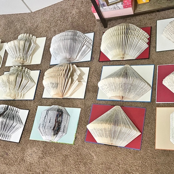 Upcyceld Vintage Book Decor Folded Book Art / 3D Book Sculpture / Book Origami - Picture 5 of 9